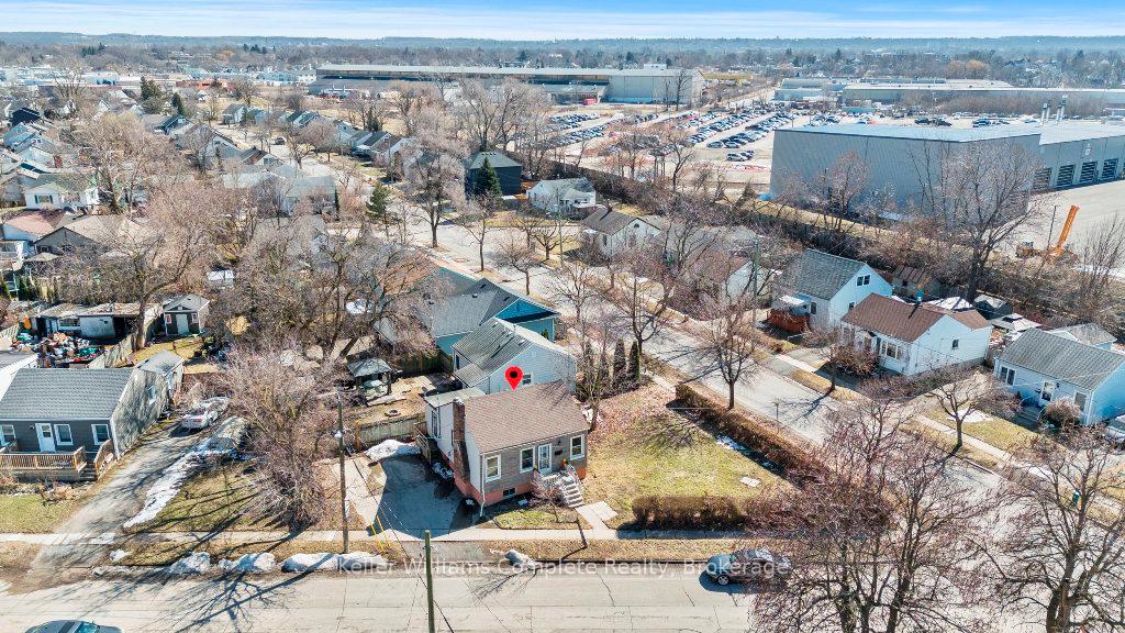 Photo 31 of 18 Lancaster Avenue, St. Catharines, E. Chester — HOMEH