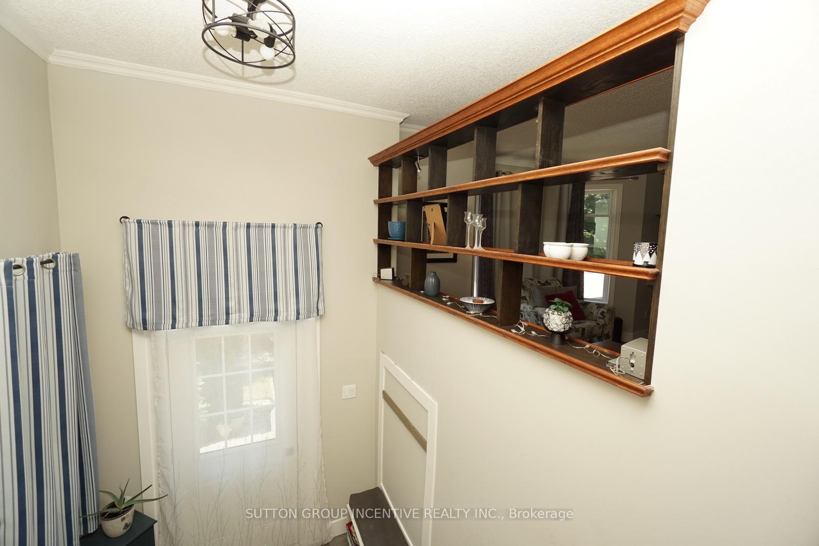 Photo 4 of 74 Rundle Crescent, Barrie, Holly — HOMEH