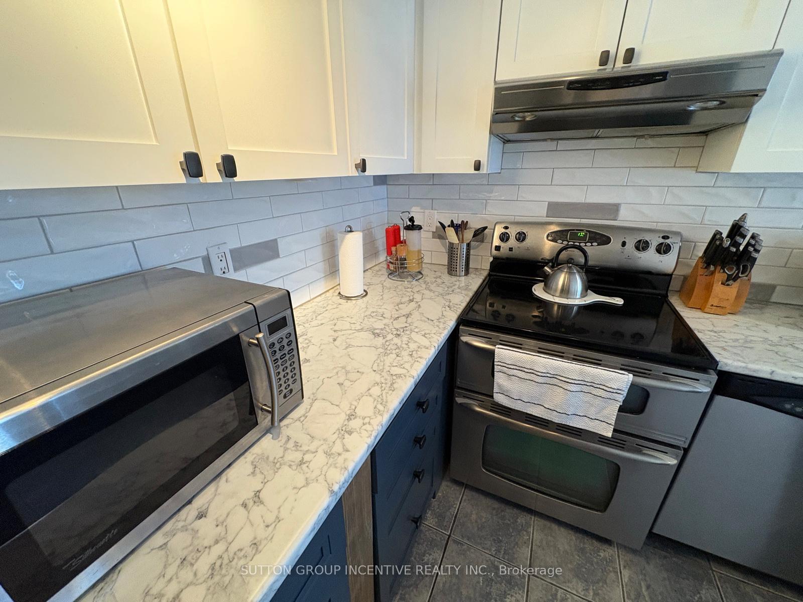 Photo 25 of 74 Rundle Crescent, Barrie, Holly — HOMEH