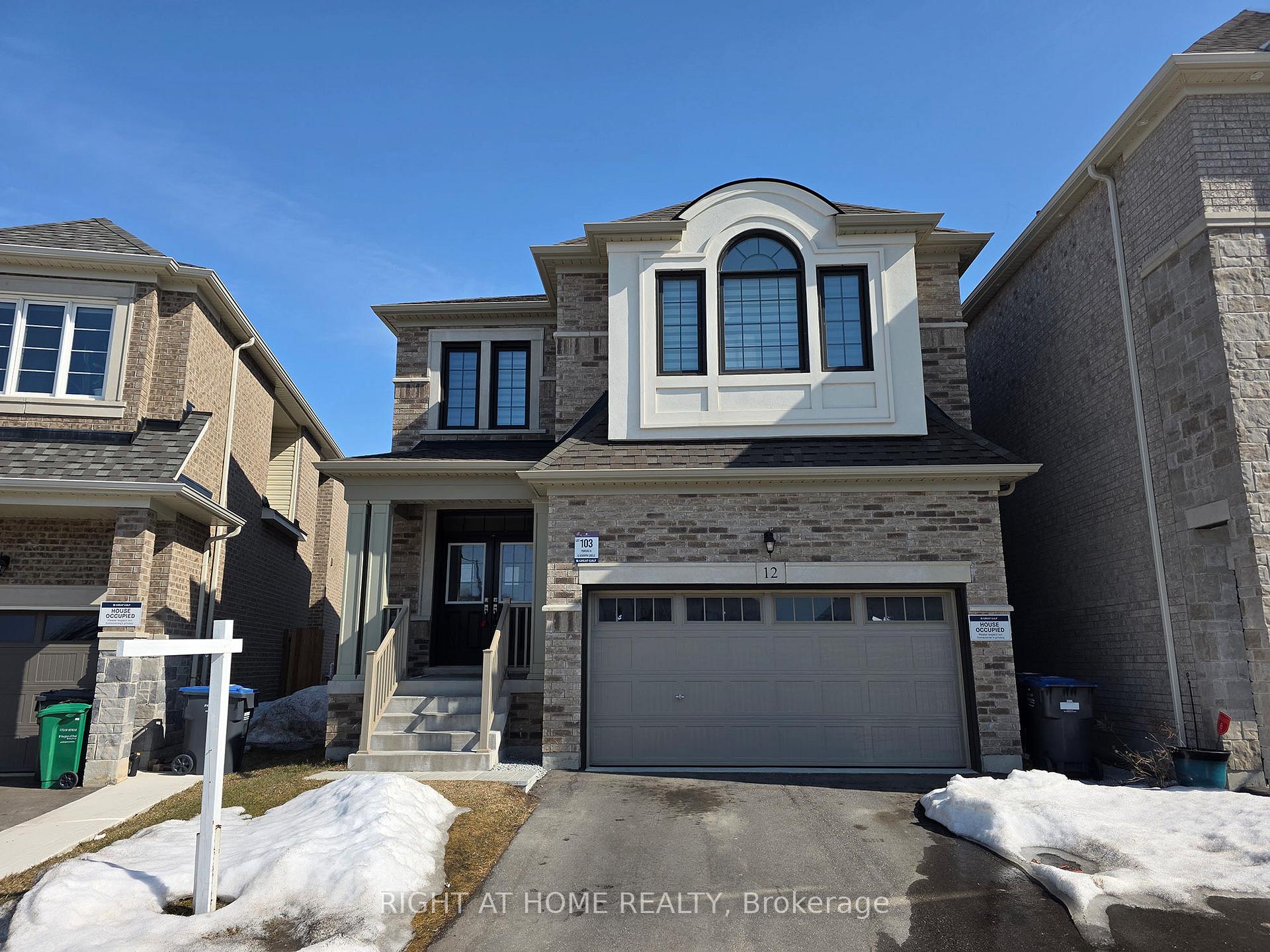 Front of 12 Ixworth Circle