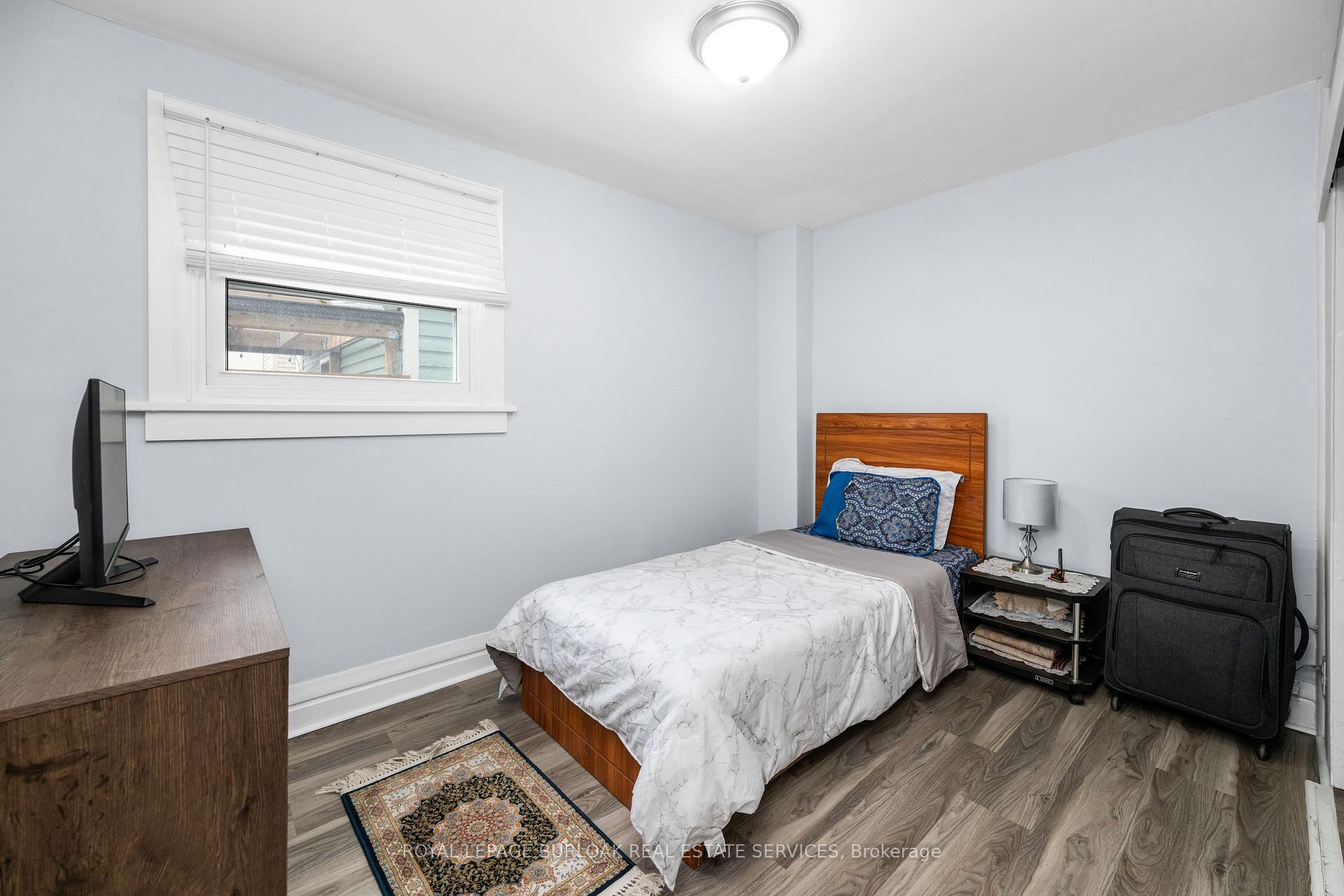 Photo 4 of 22 Catherine Street, St. Catharines, Downtown — HOMEH