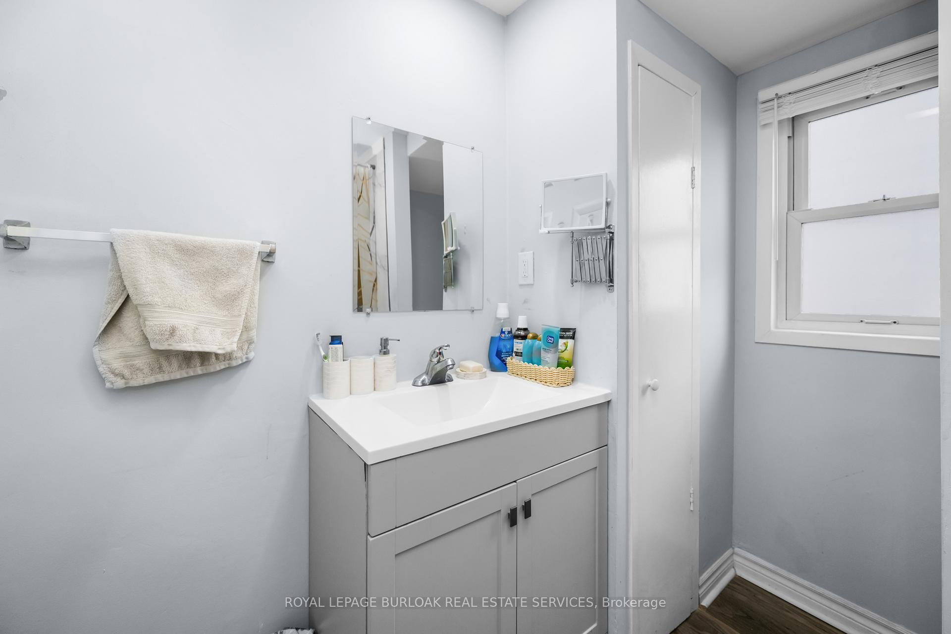 Photo 8 of 22 Catherine Street, St. Catharines, Downtown — HOMEH