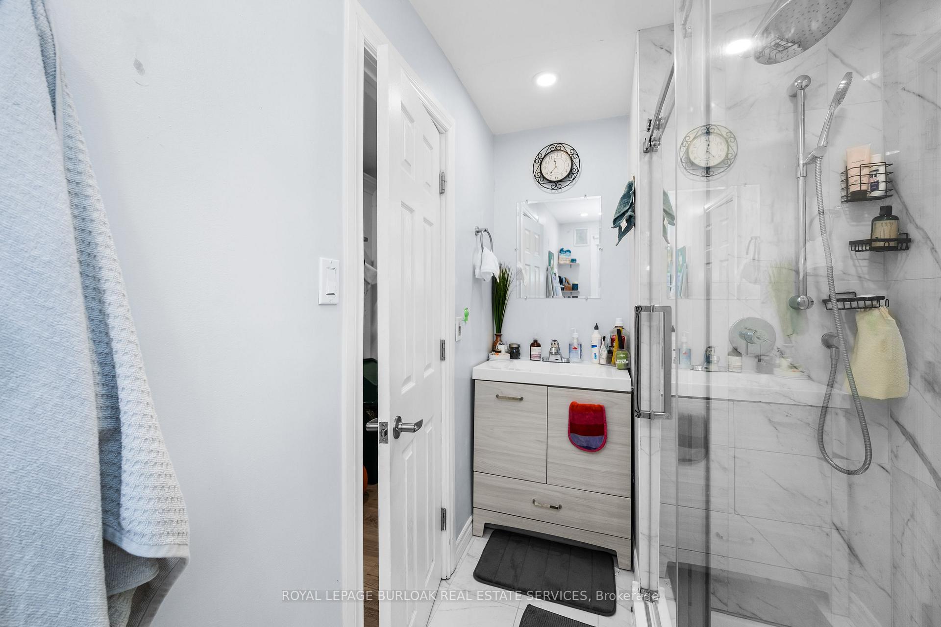 Photo 17 of 22 Catherine Street, St. Catharines, Downtown — HOMEH
