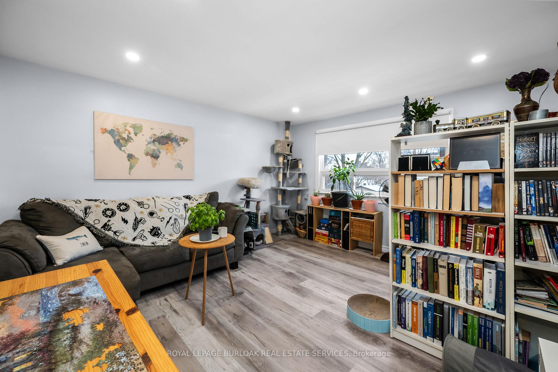 Photo 19 of 22 Catherine Street, St. Catharines, Downtown — HOMEH