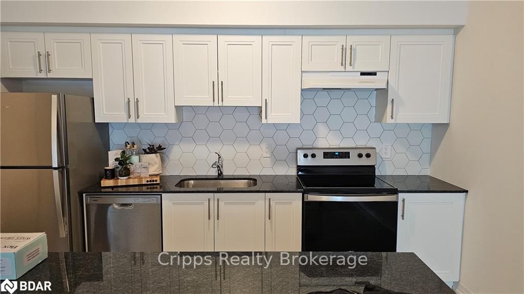 Photo 25 of Unit 404, 15 Kneeshaw Drive, Barrie, Rural Barrie Southeast — HOMEH