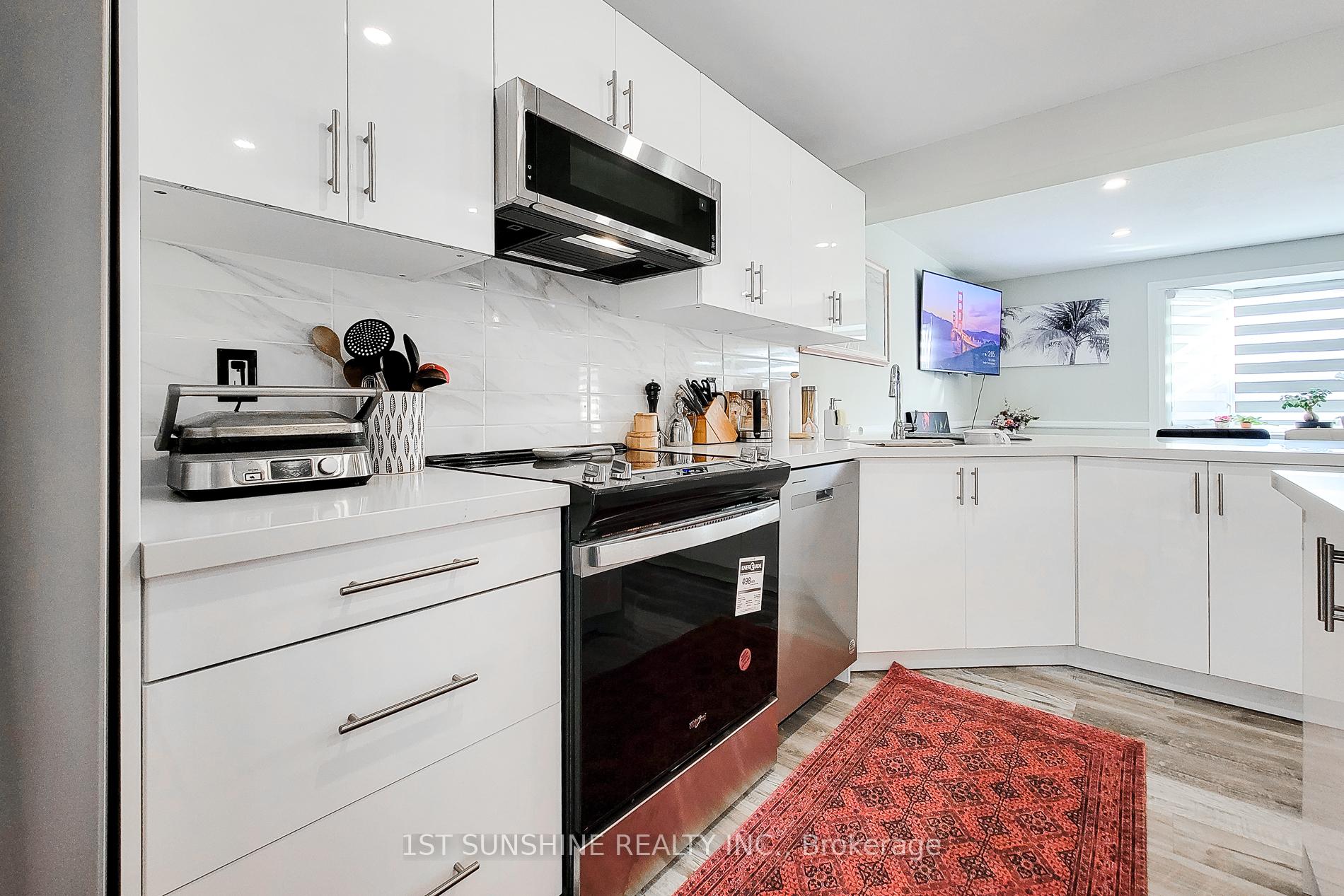Photo 12 of 8 Sullivan Drive, St. Catharines, Lakeport — HOMEH