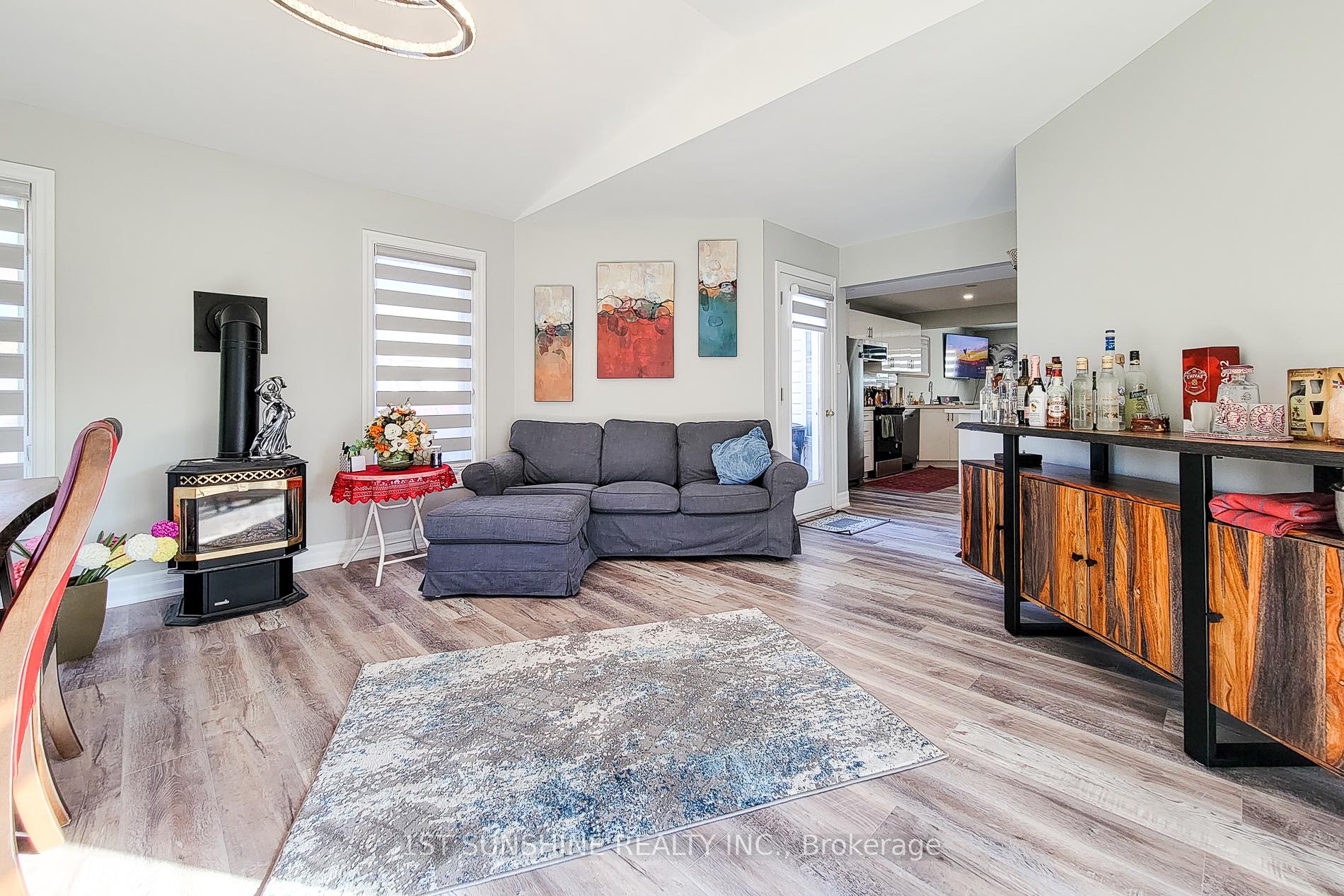 Photo 17 of 8 Sullivan Drive, St. Catharines, Lakeport — HOMEH