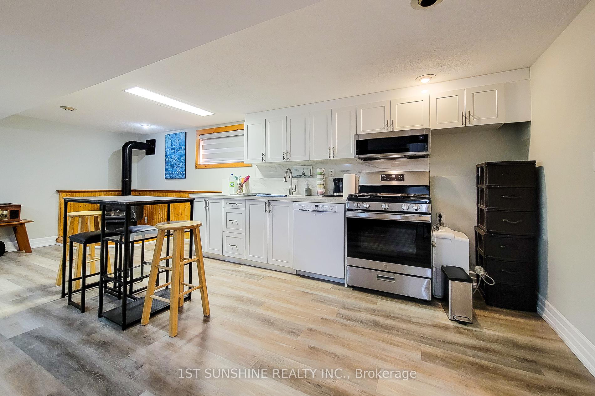 Photo 31 of 8 Sullivan Drive, St. Catharines, Lakeport — HOMEH
