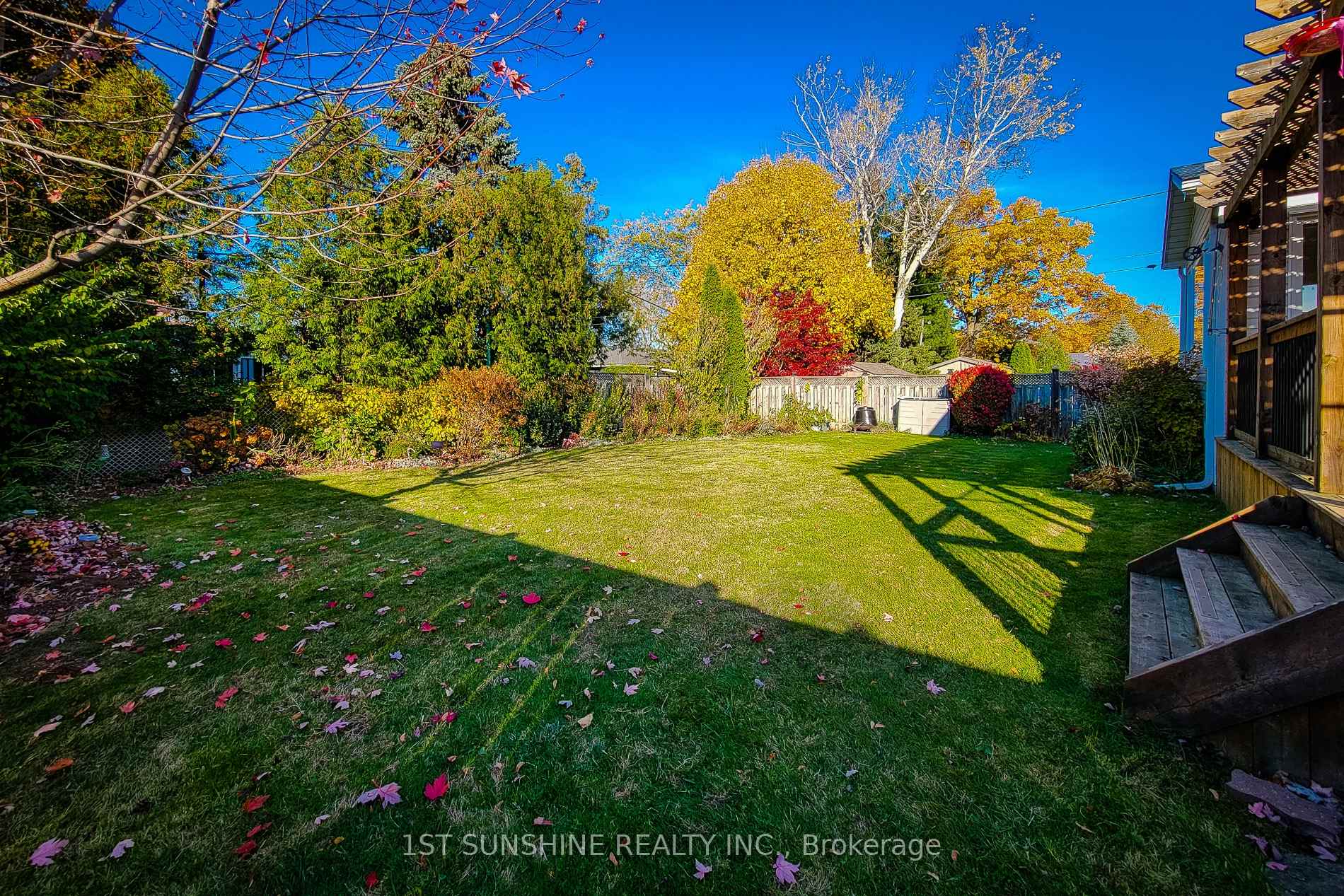 Photo 42 of 8 Sullivan Drive, St. Catharines, Lakeport — HOMEH