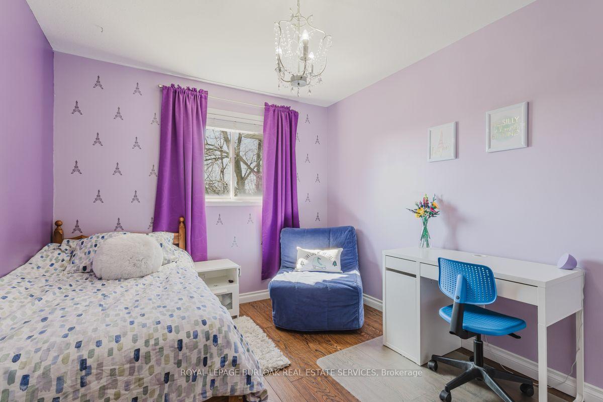 Photo 21 of 66 Foxborough Drive, Hamilton, Ancaster — HOMEH