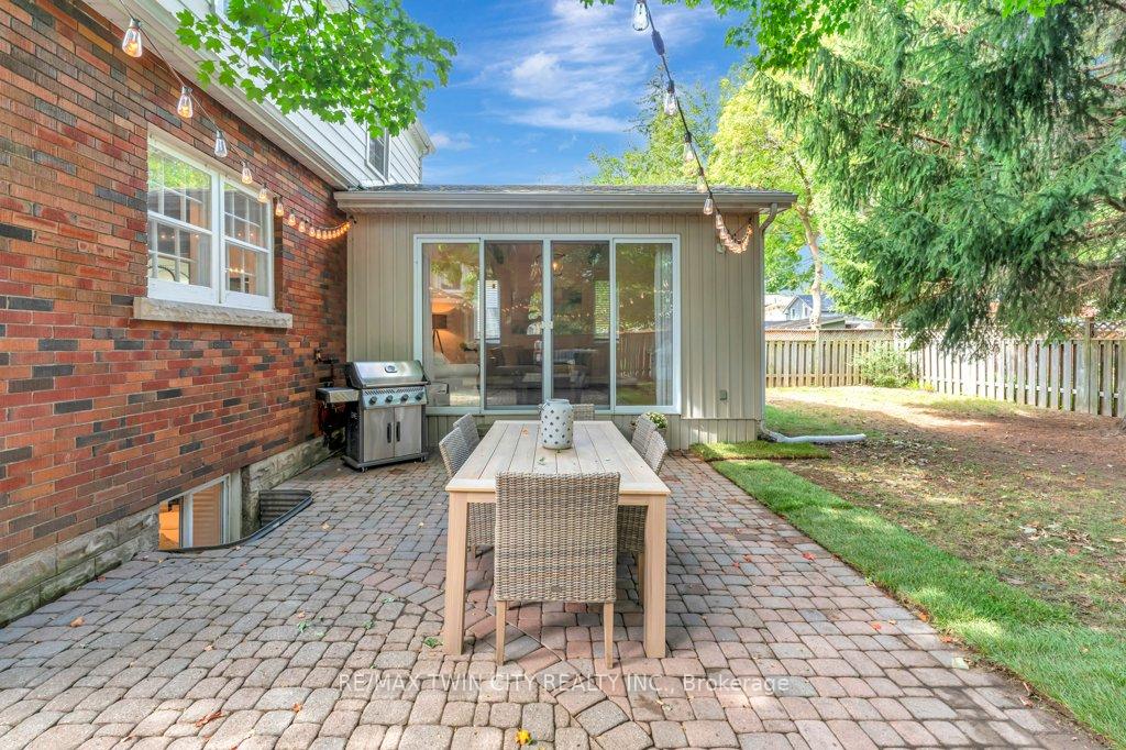 Photo 32 of 18 Ball Avenue, Cambridge, East Galt — HOMEH