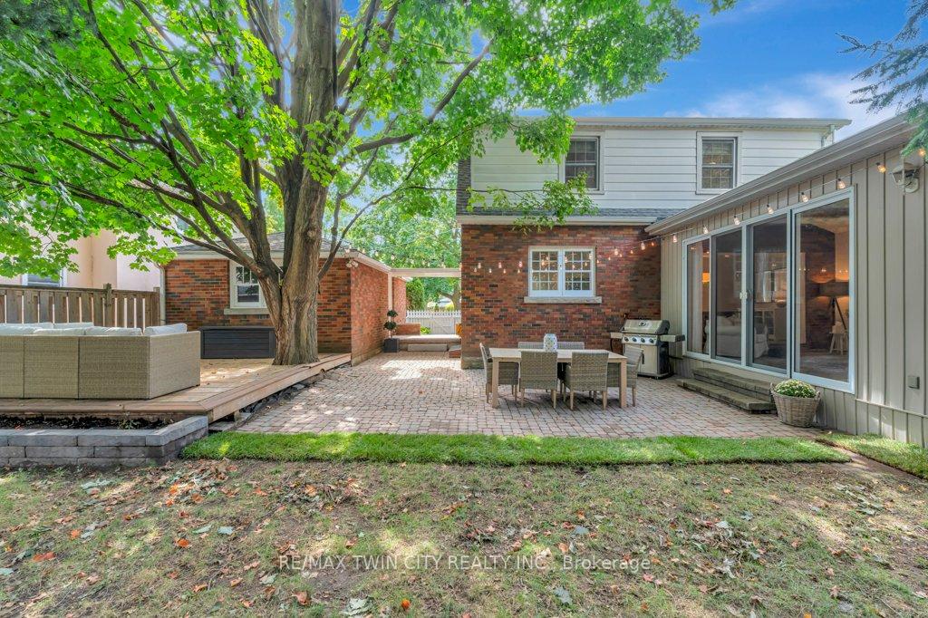 Photo 33 of 18 Ball Avenue, Cambridge, East Galt — HOMEH