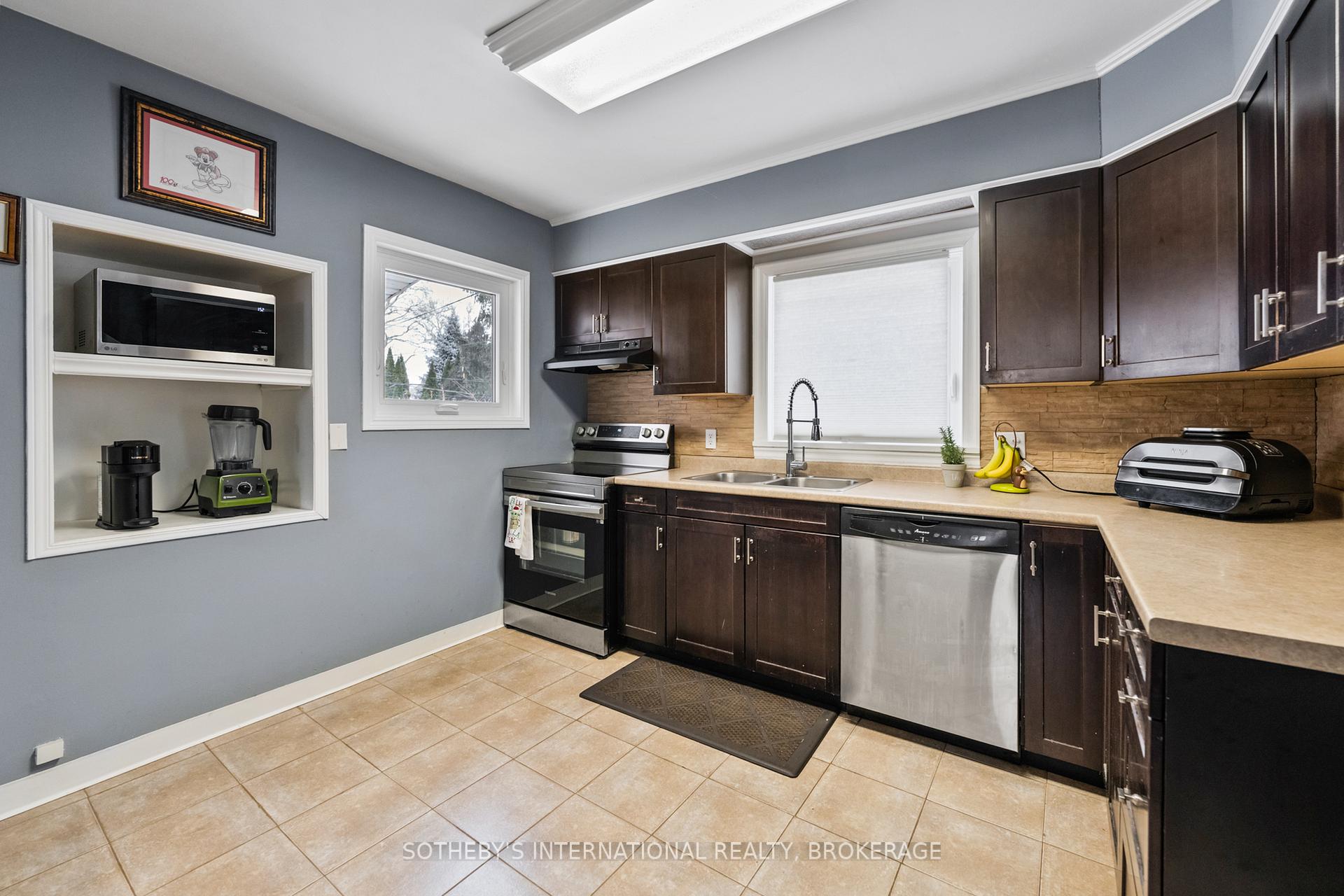 Photo 14 of 57 St Patrick Street, St. Catharines, Downtown — HOMEH