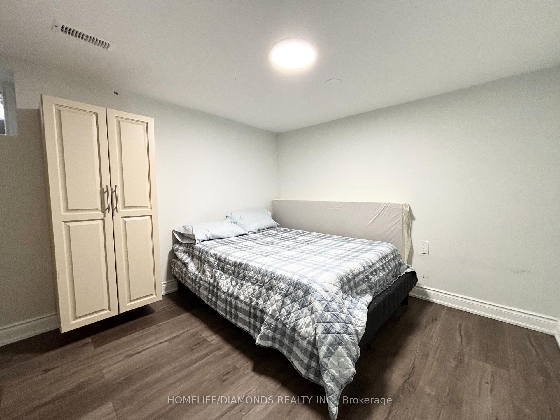 Photo 12 of 12 Lisgar Street, St. Catharines, Western Hill — HOMEH