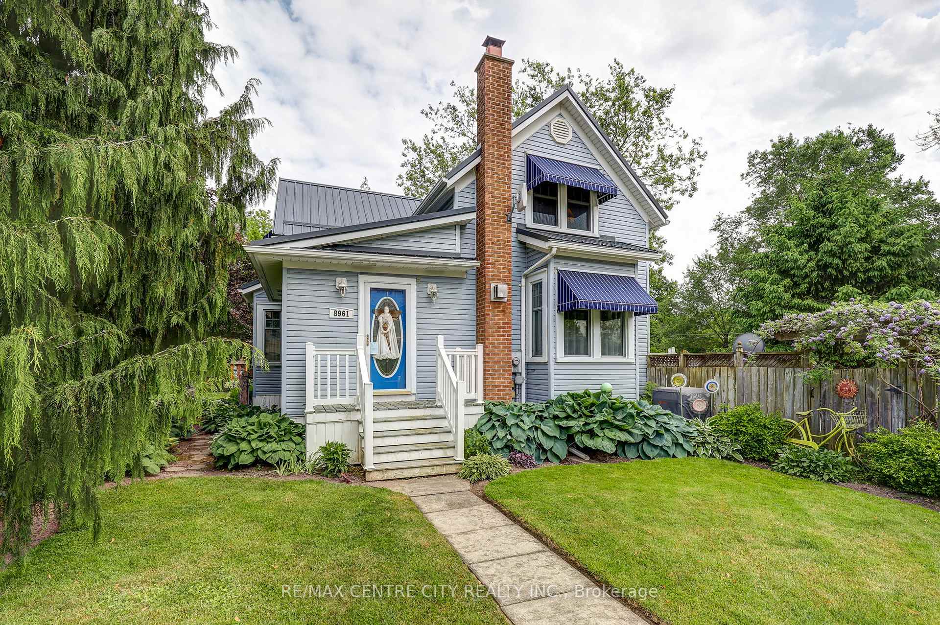 Photo 2 of 8961 Iona Road, Dutton/Dunwich, Iona — HOMEH