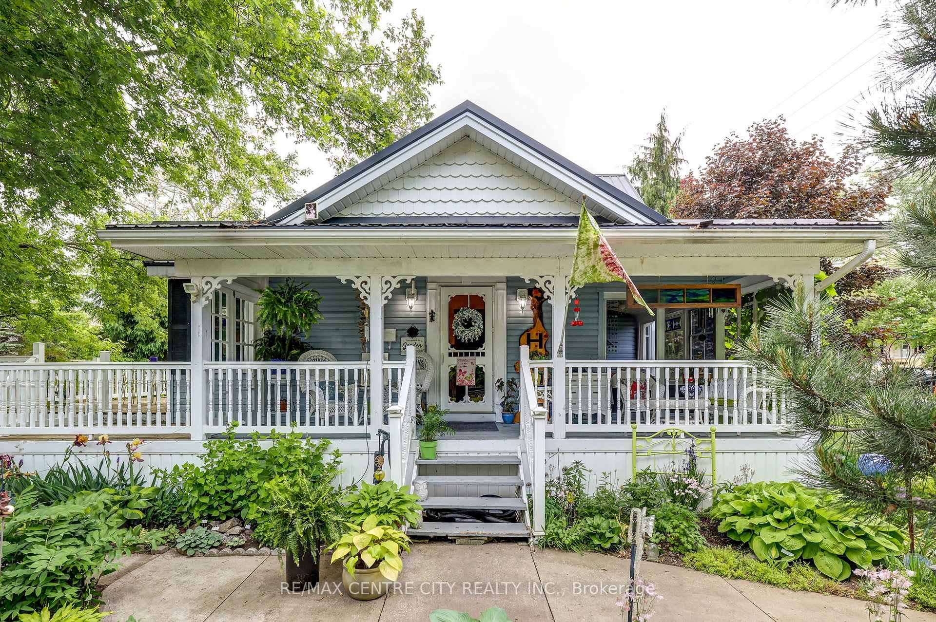 Photo 4 of 8961 Iona Road, Dutton/Dunwich, Iona — HOMEH