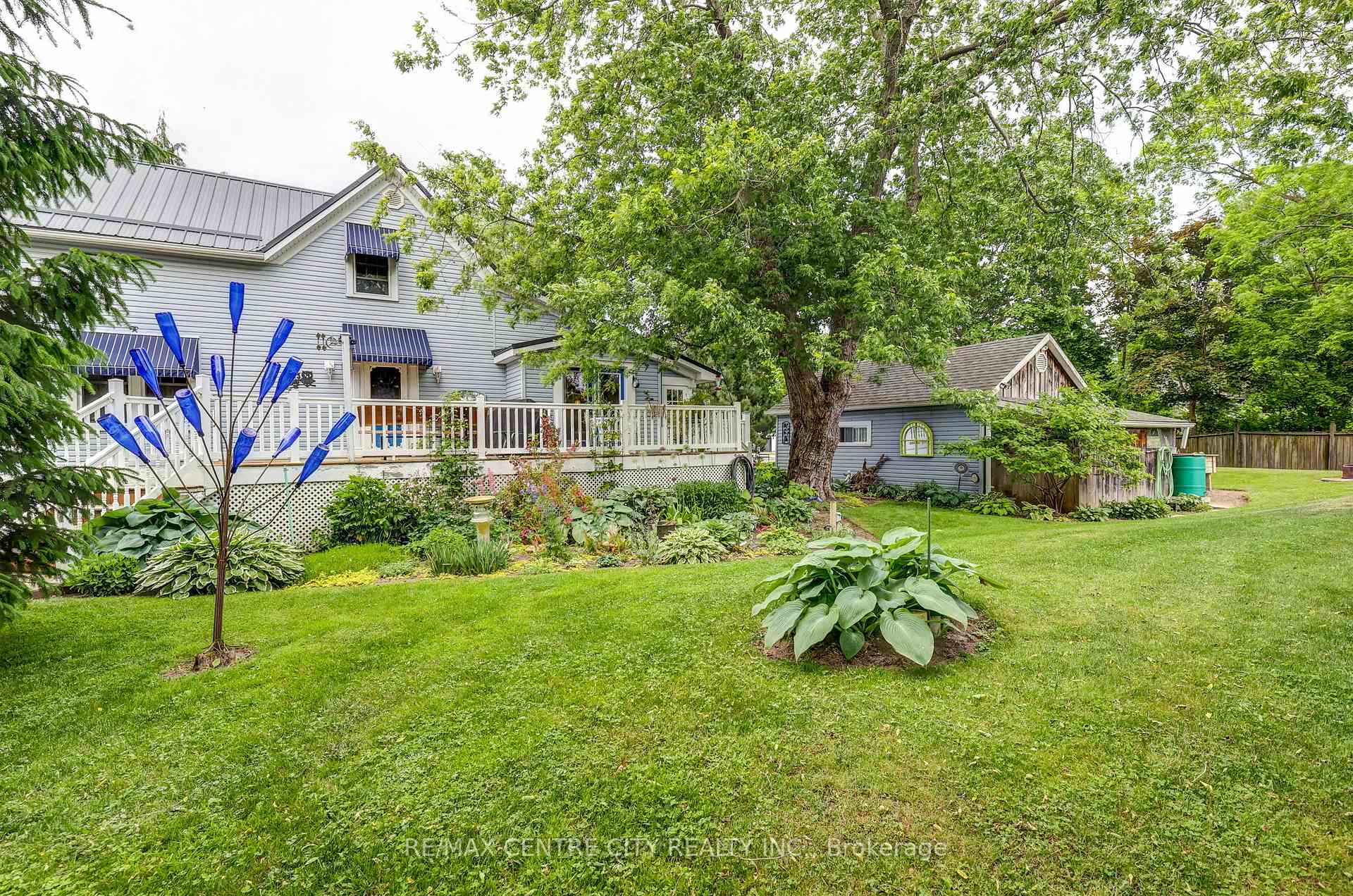 Photo 11 of 8961 Iona Road, Dutton/Dunwich, Iona — HOMEH