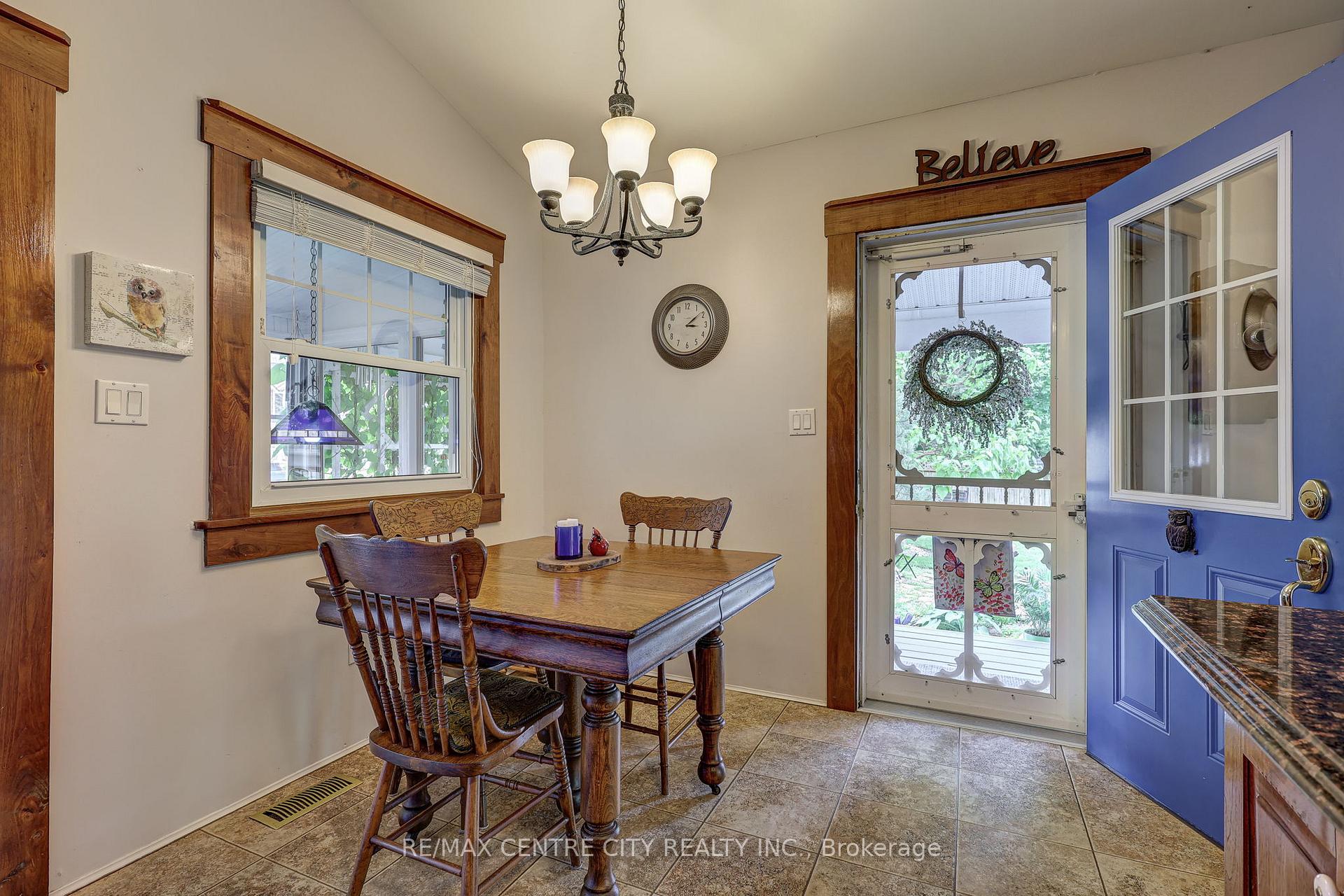 Photo 13 of 8961 Iona Road, Dutton/Dunwich, Iona — HOMEH