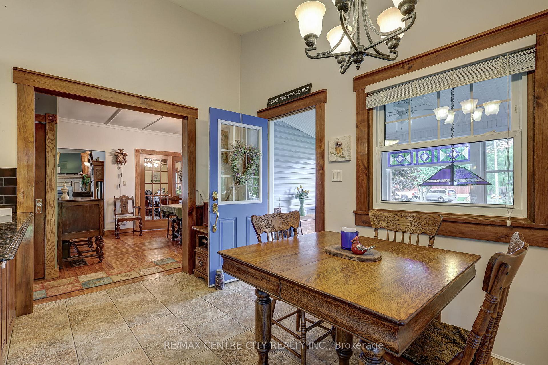 Photo 16 of 8961 Iona Road, Dutton/Dunwich, Iona — HOMEH
