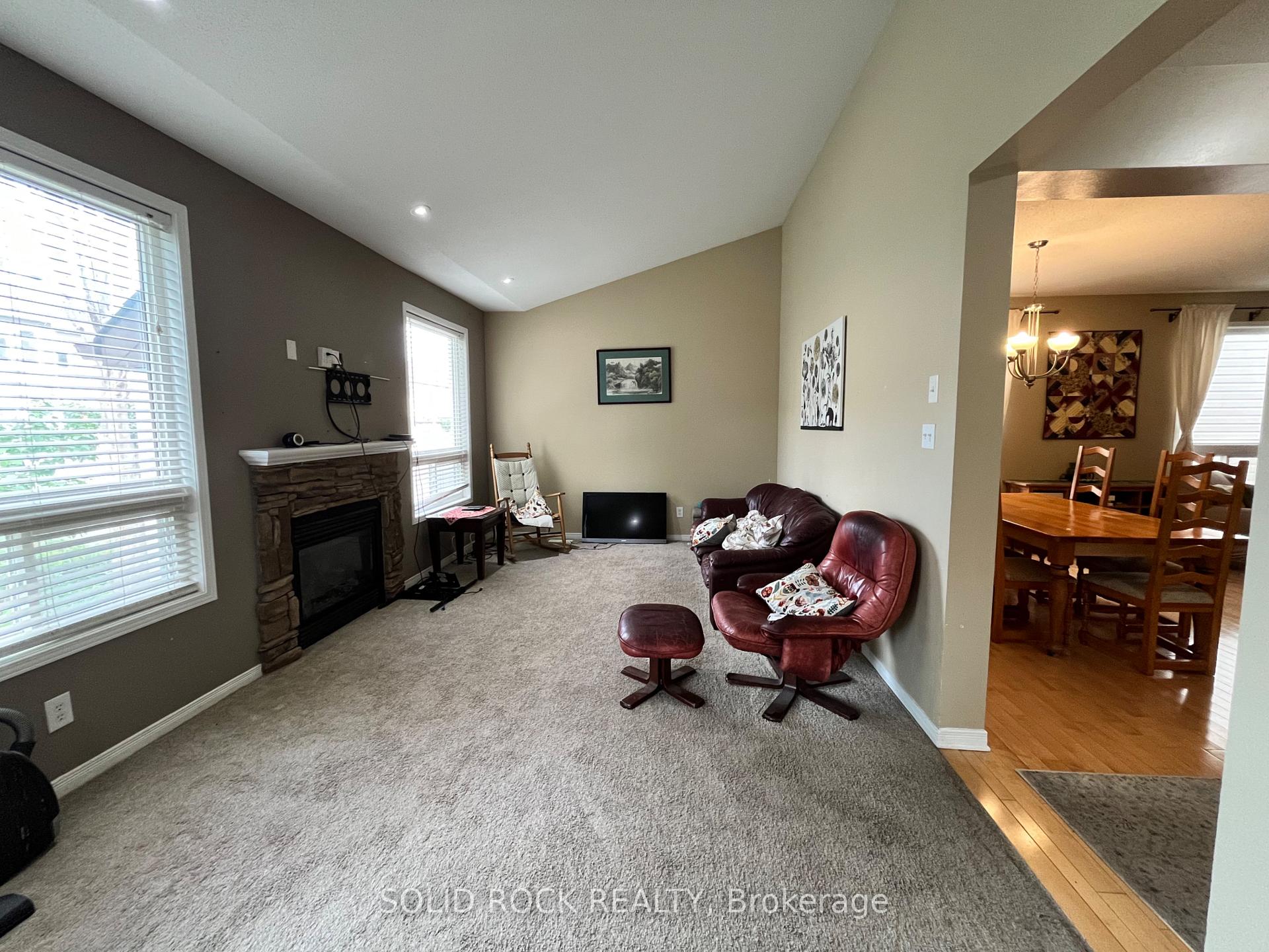 Photo 10 of 409 Amar Lane, Ottawa, Barrhaven - Cedargrove/Fraserdale — HOMEH