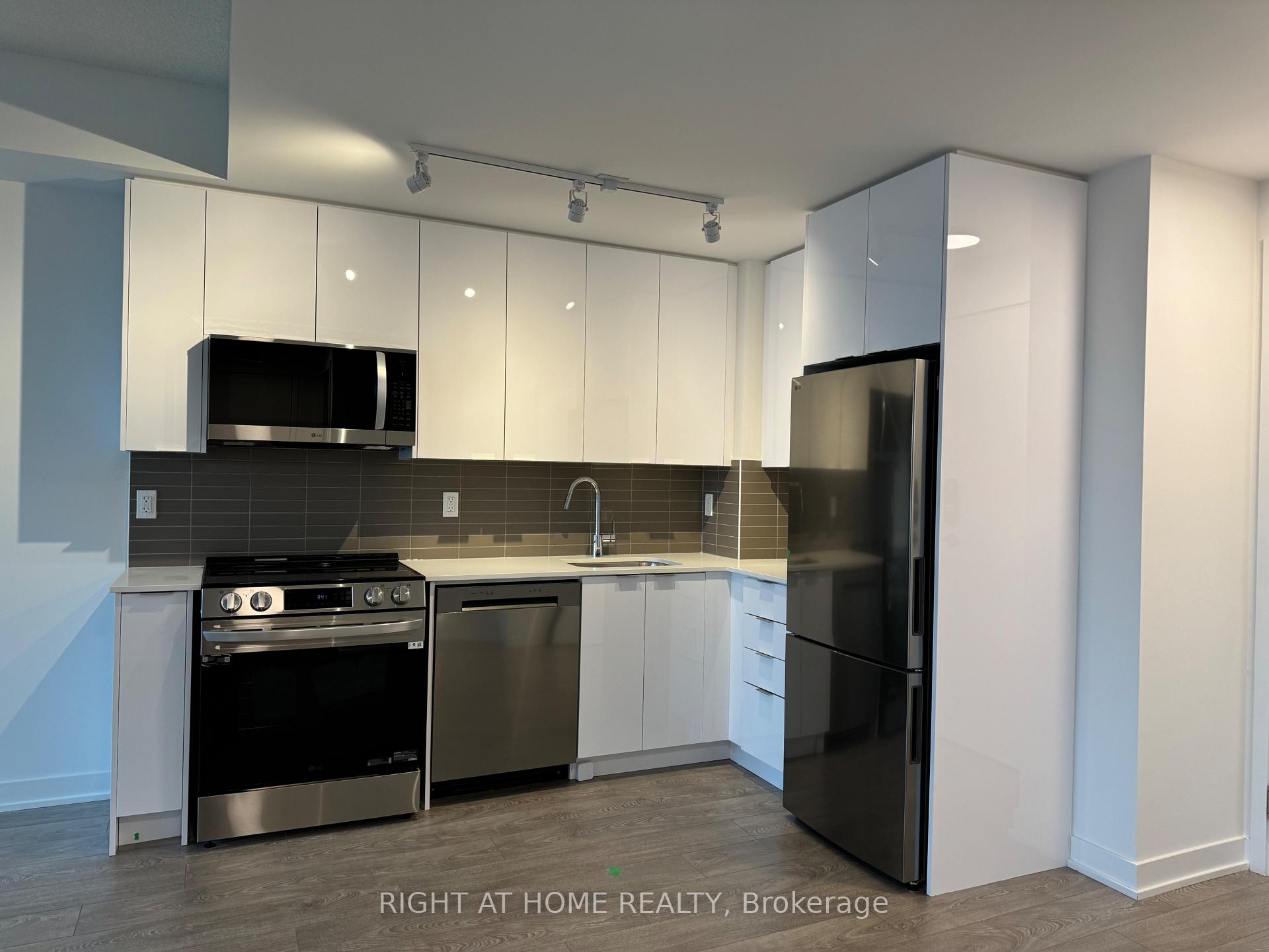 Photo 6 of Unit 1008, 225 Malta Avenue, Brampton, Fletcher's Creek South — HOMEH