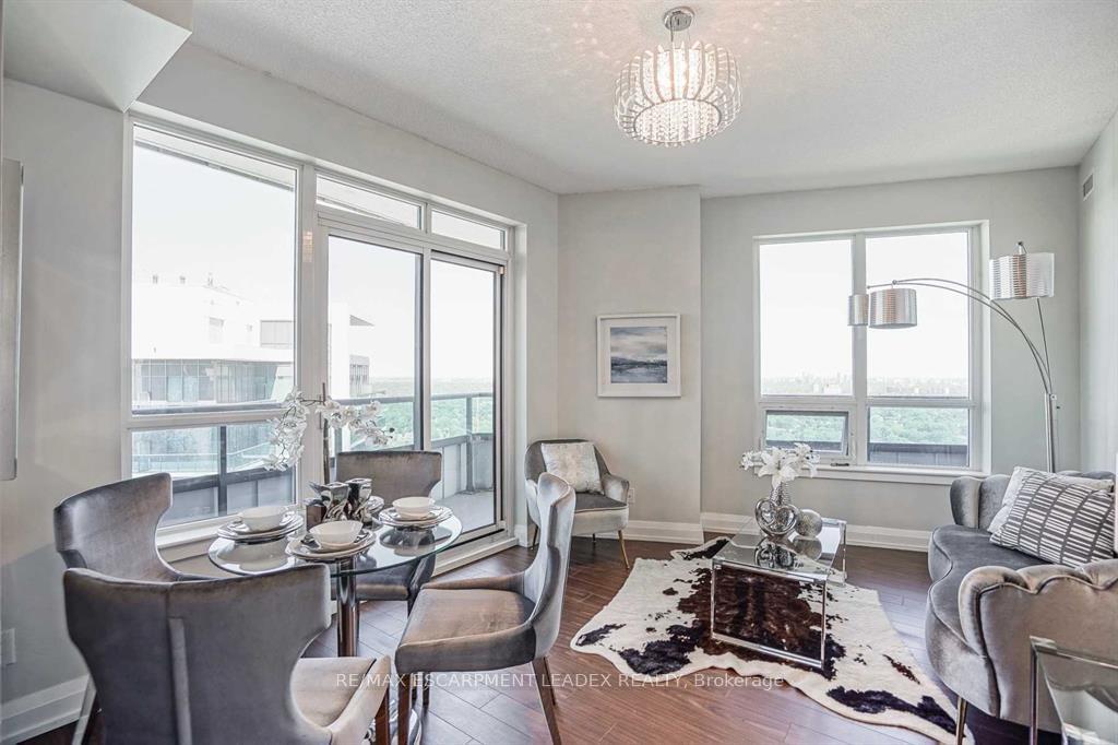Photo 9 of Unit 2731, 7161 Yonge Street, Markham, Grandview — HOMEH