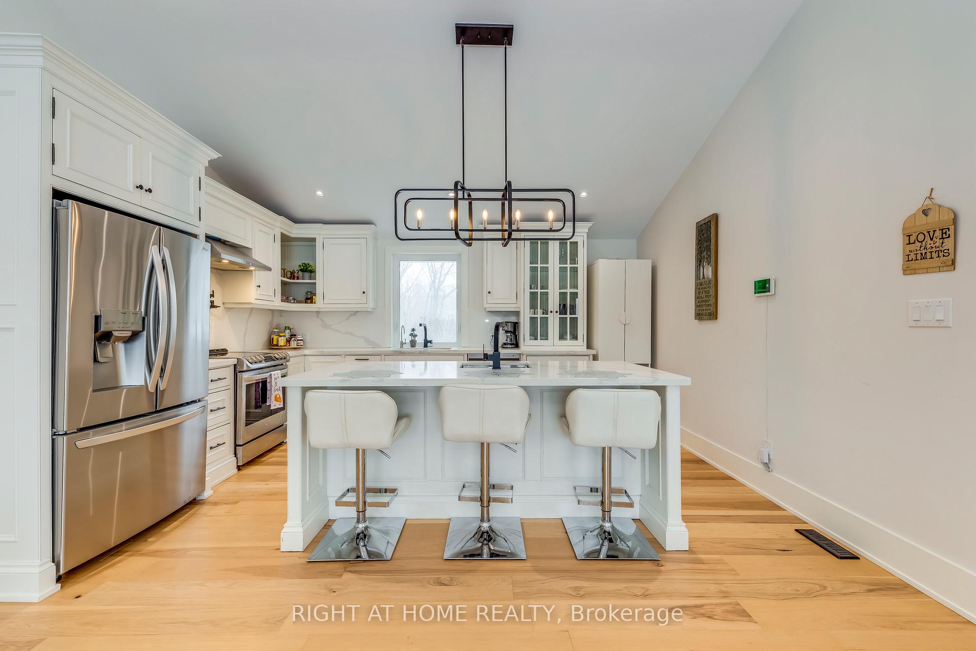 Photo 9 of 146 7th Concession Road E, Hamilton, Rural Flamborough — HOMEH