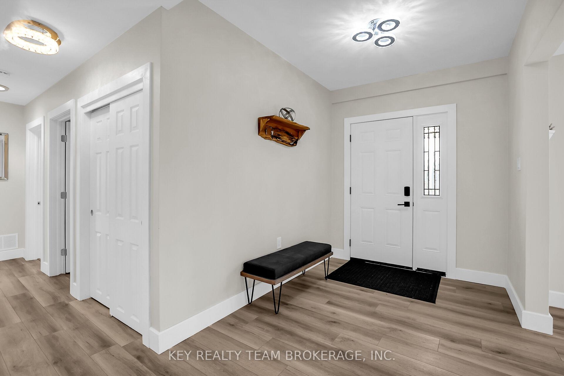Photo 12 of 13 Marsdale Drive, St. Catharines, Glendale/Glenridge — HOMEH