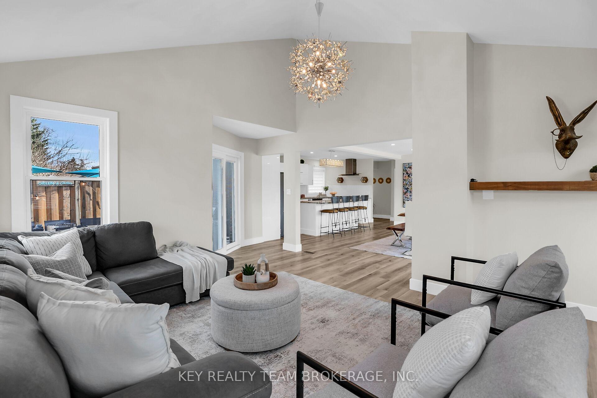 Photo 22 of 13 Marsdale Drive, St. Catharines, Glendale/Glenridge — HOMEH