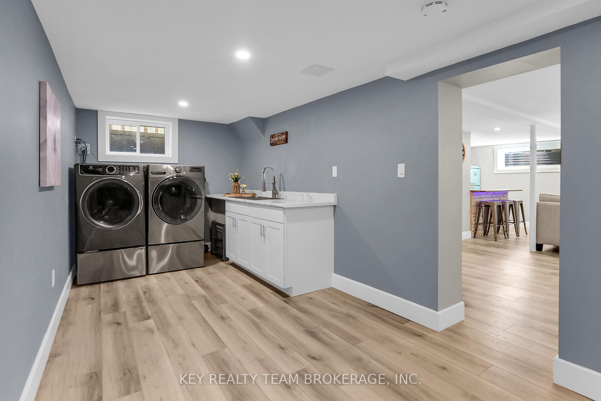 Photo 49 of 13 Marsdale Drive, St. Catharines, Glendale/Glenridge — HOMEH