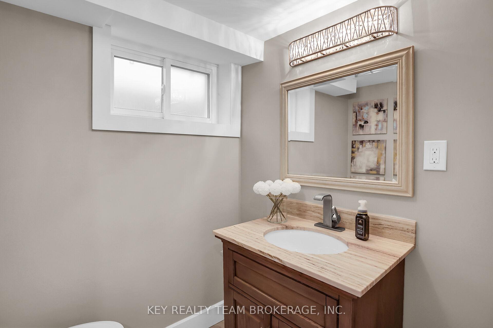 Photo 50 of 13 Marsdale Drive, St. Catharines, Glendale/Glenridge — HOMEH