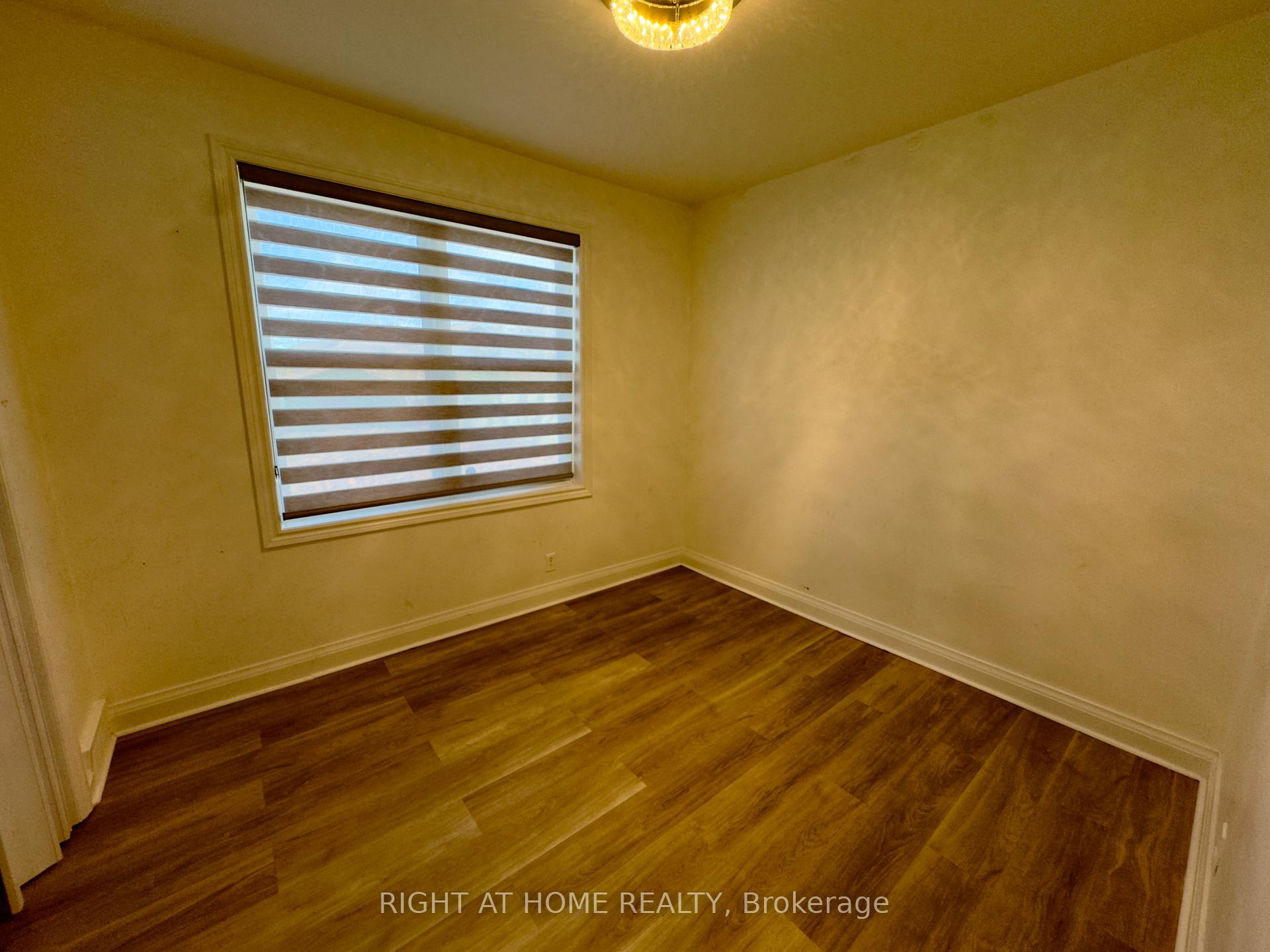 Photo 9 of 48 Masterson Drive, St. Catharines, Glendale/Glenridge — HOMEH