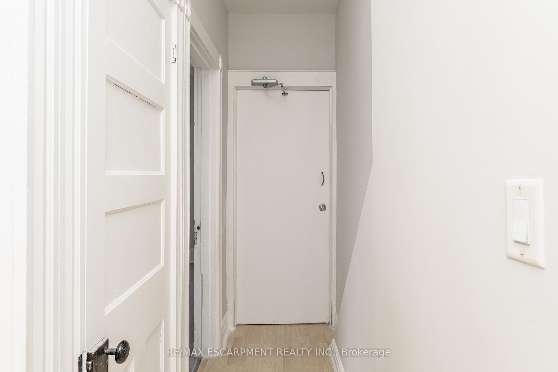 Photo 4 of 388 Wilson Street, Hamilton, Landsdale — HOMEH