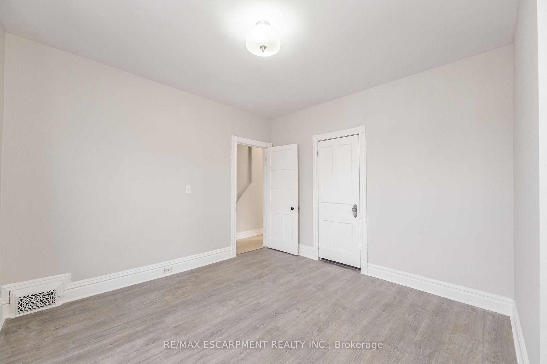 Photo 7 of 388 Wilson Street, Hamilton, Landsdale — HOMEH