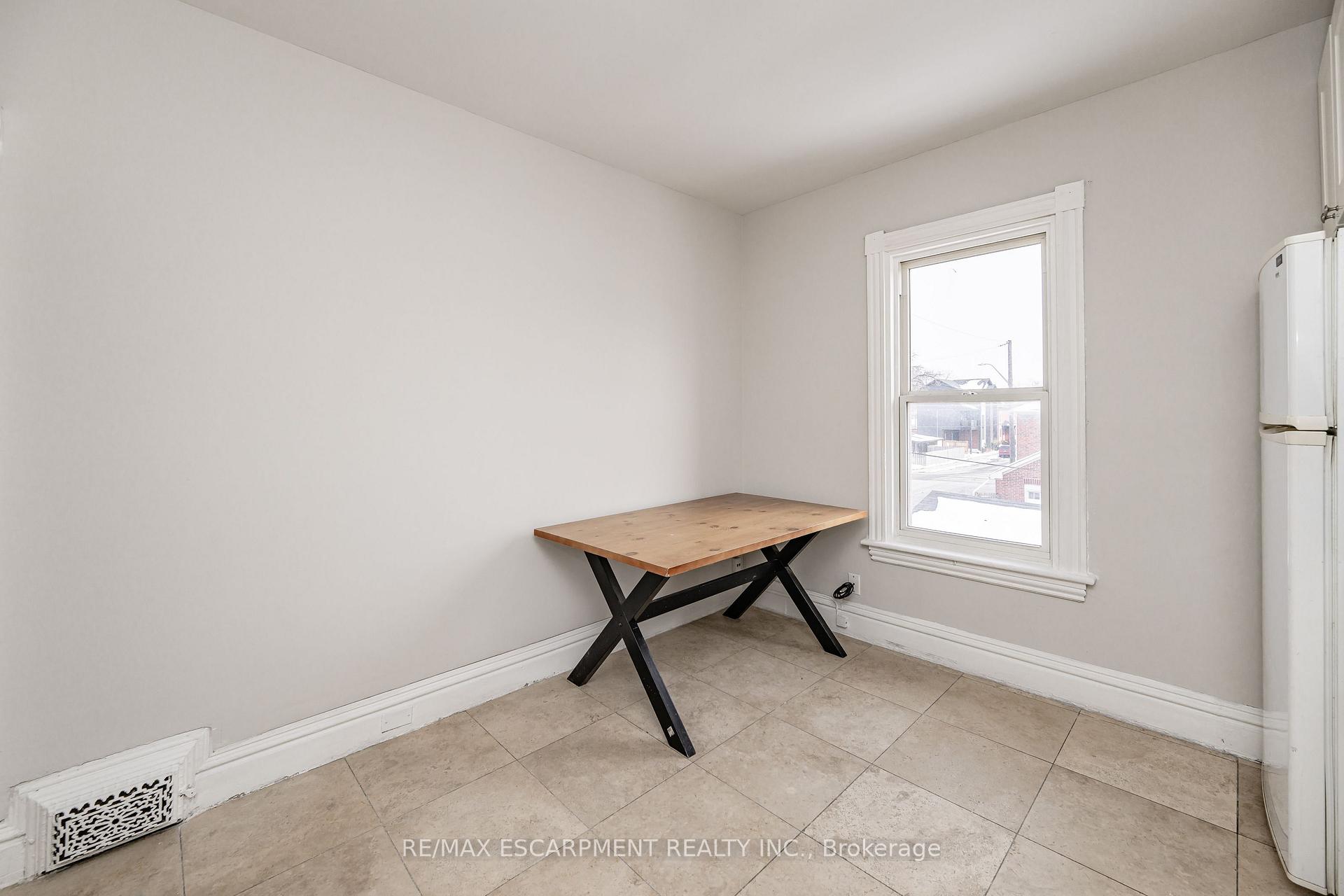 Photo 14 of 388 Wilson Street, Hamilton, Landsdale — HOMEH