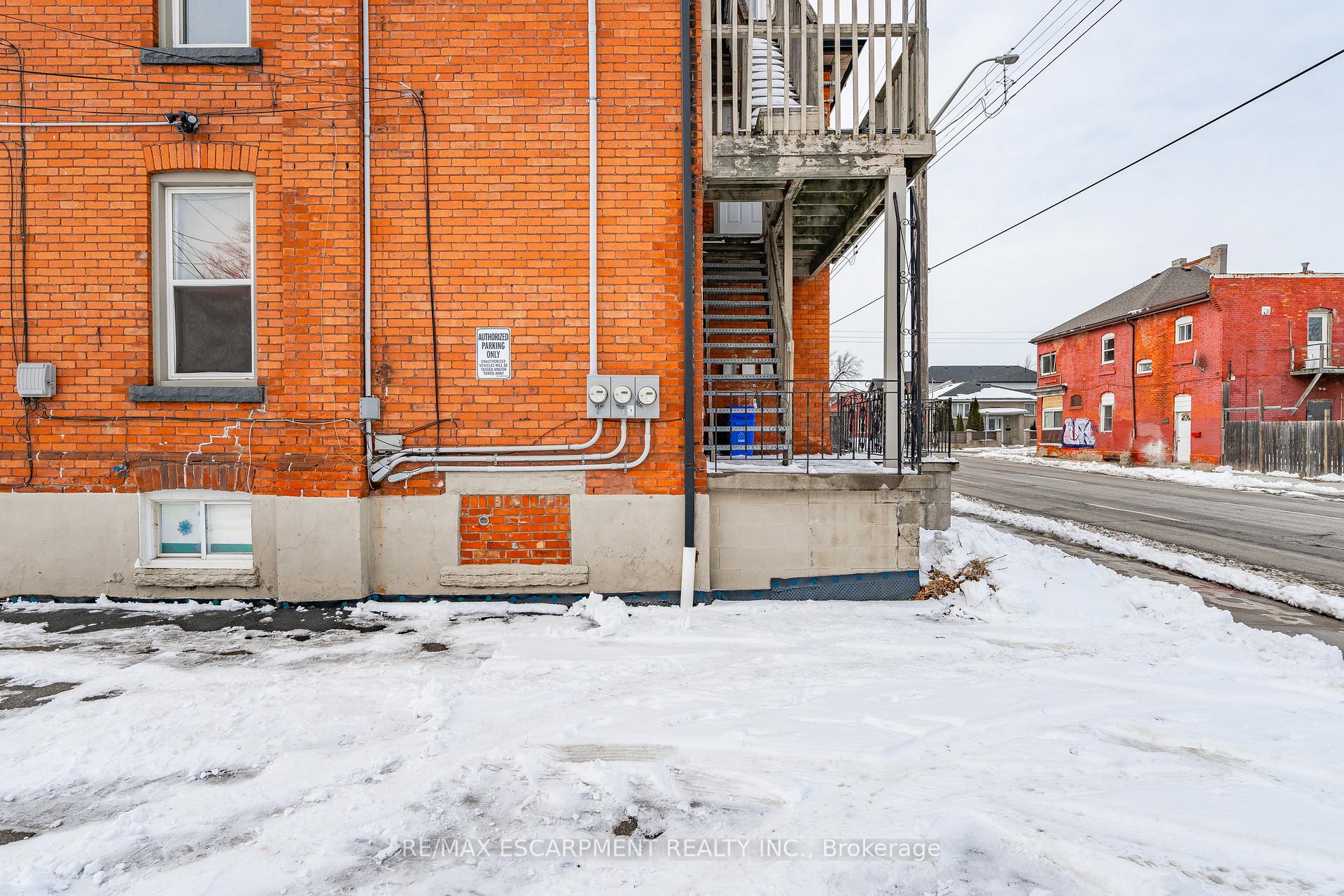 Photo 32 of 388 Wilson Street, Hamilton, Landsdale — HOMEH