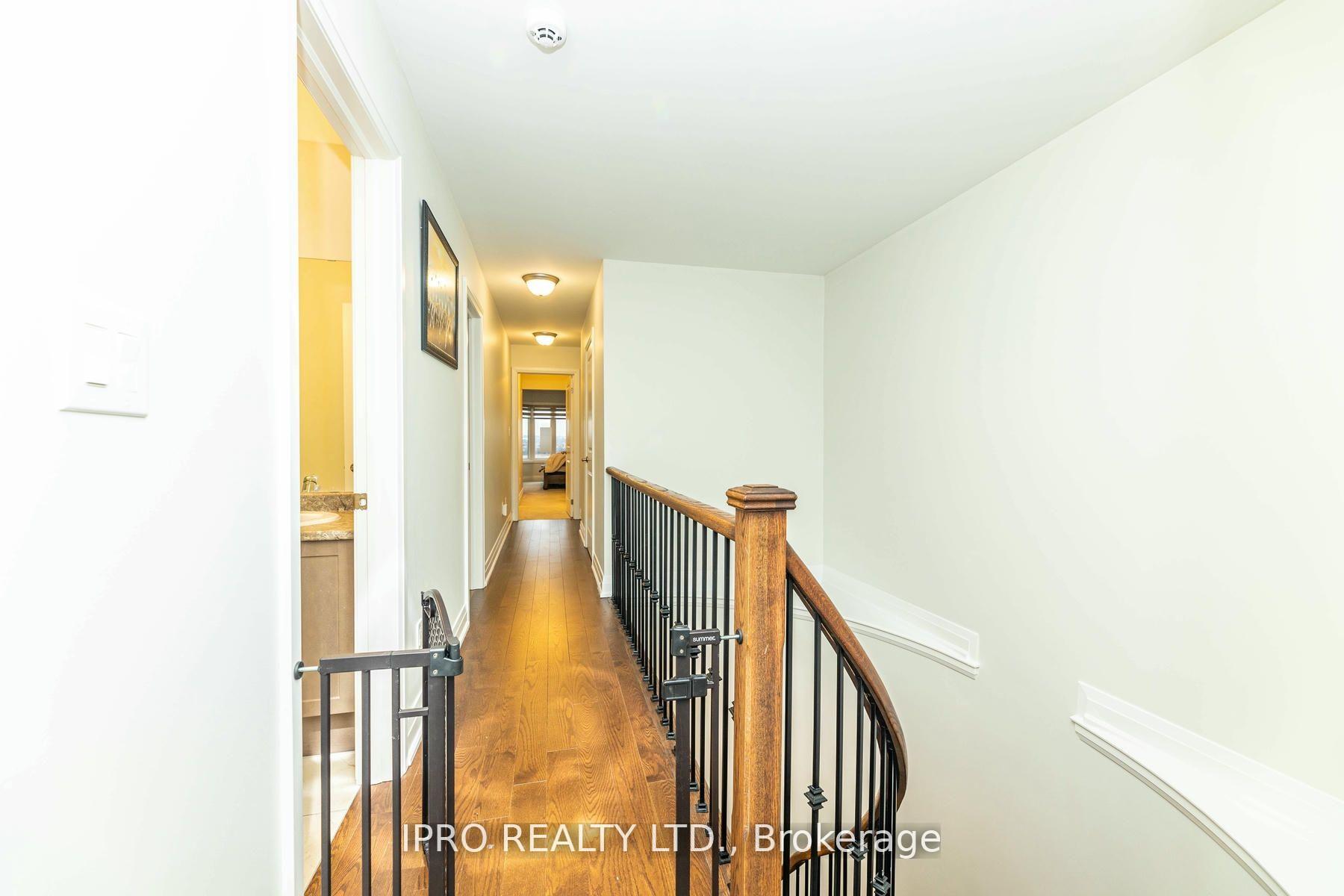 Photo 17 of 7 Dalbeattie Drive, Brampton, Bram West — HOMEH