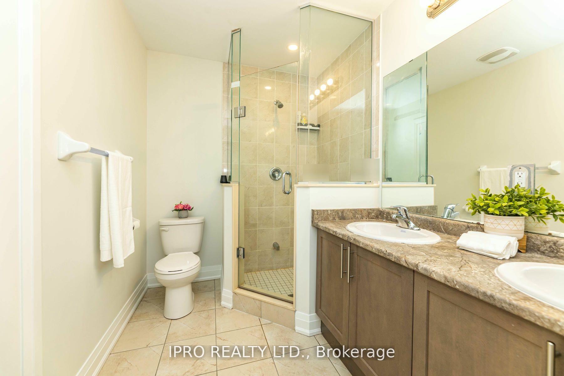 Photo 21 of 7 Dalbeattie Drive, Brampton, Bram West — HOMEH