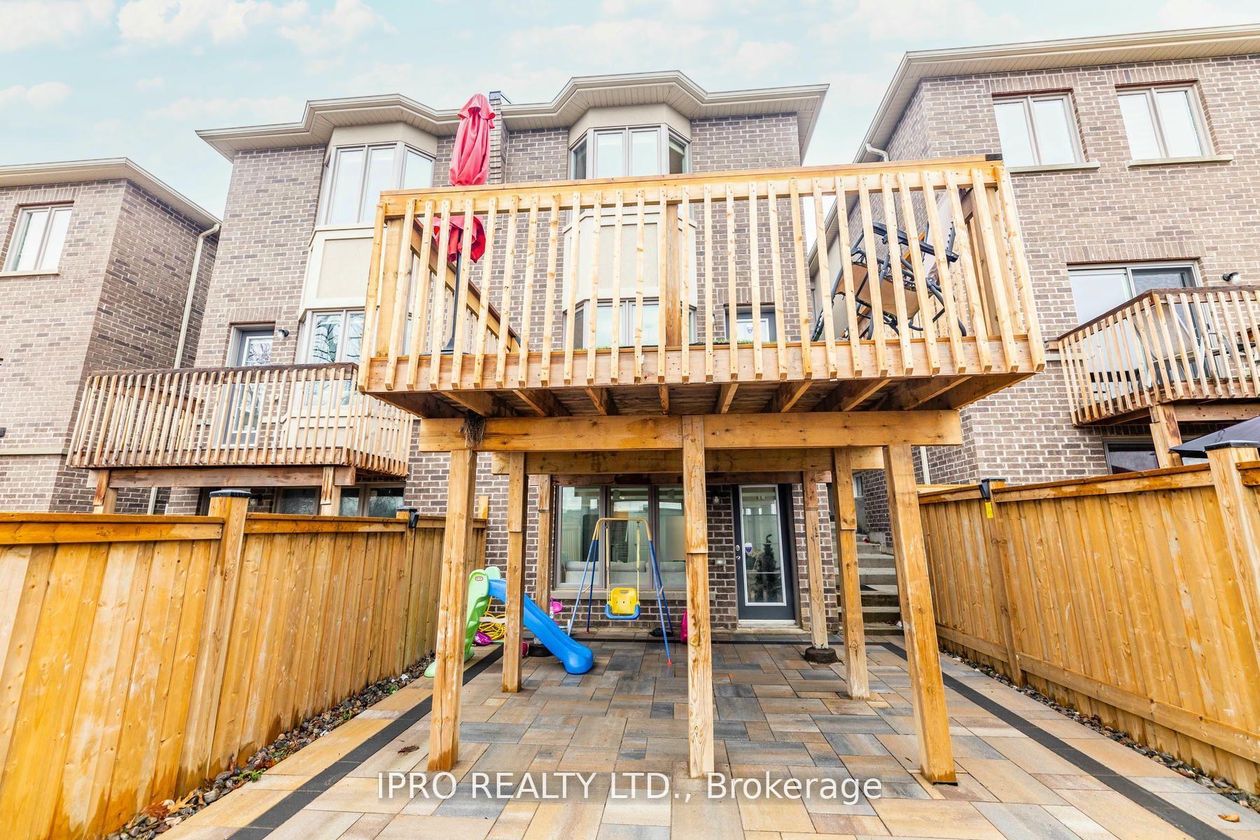 Photo 35 of 7 Dalbeattie Drive, Brampton, Bram West — HOMEH