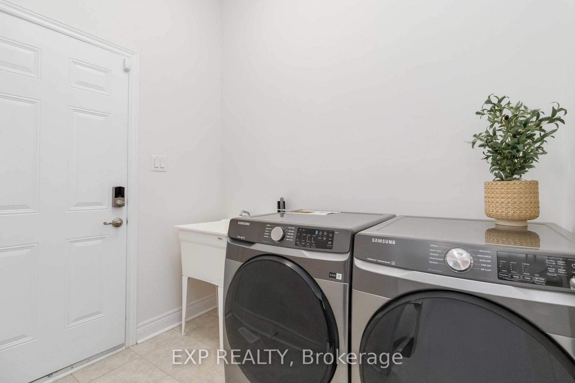 Photo 23 of 86 Claremont Drive, Brampton, Sandringham-Wellington North — HOMEH