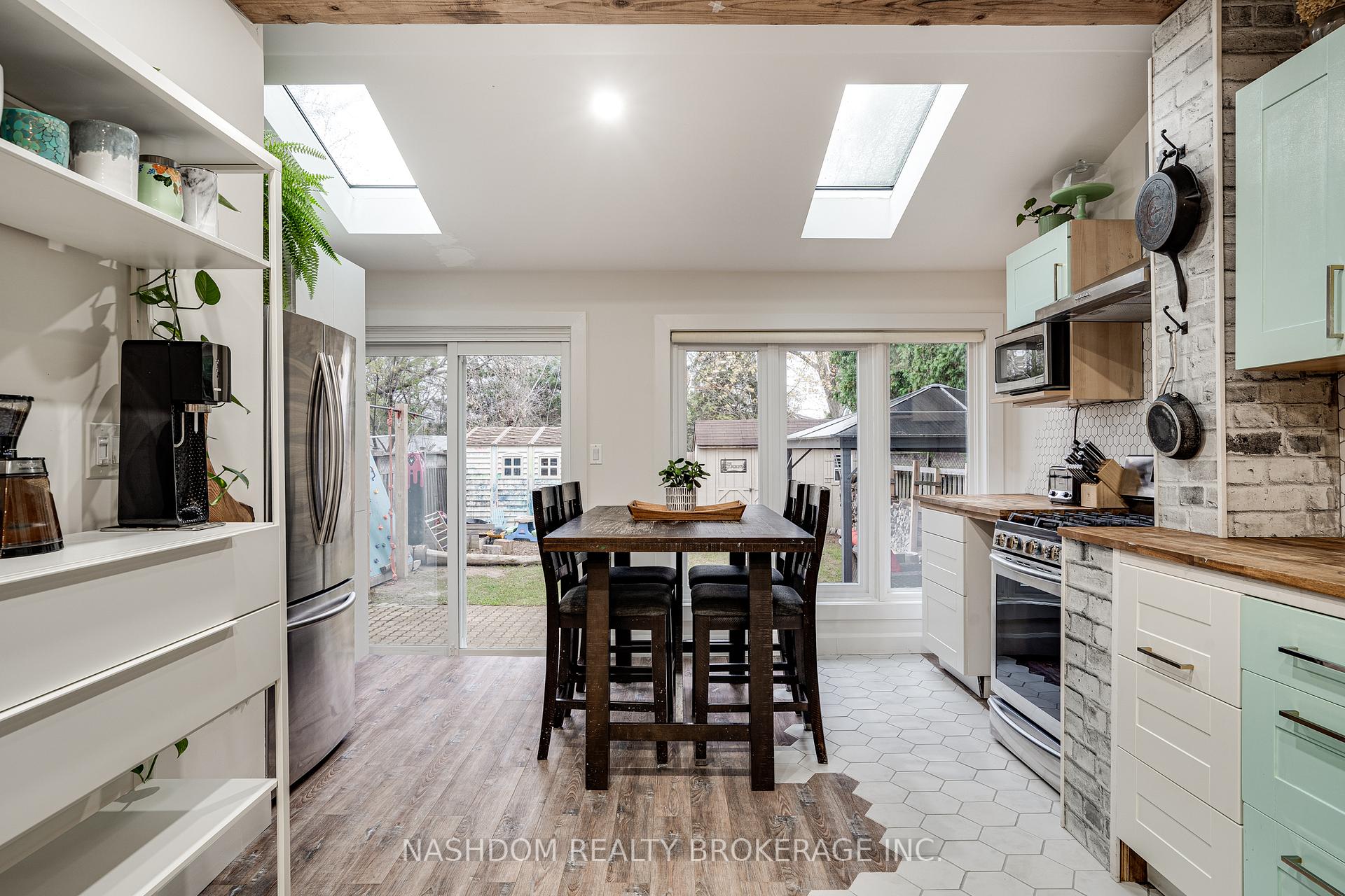 Photo 13 of 157 East 19th Street, Hamilton, Inch Park — HOMEH