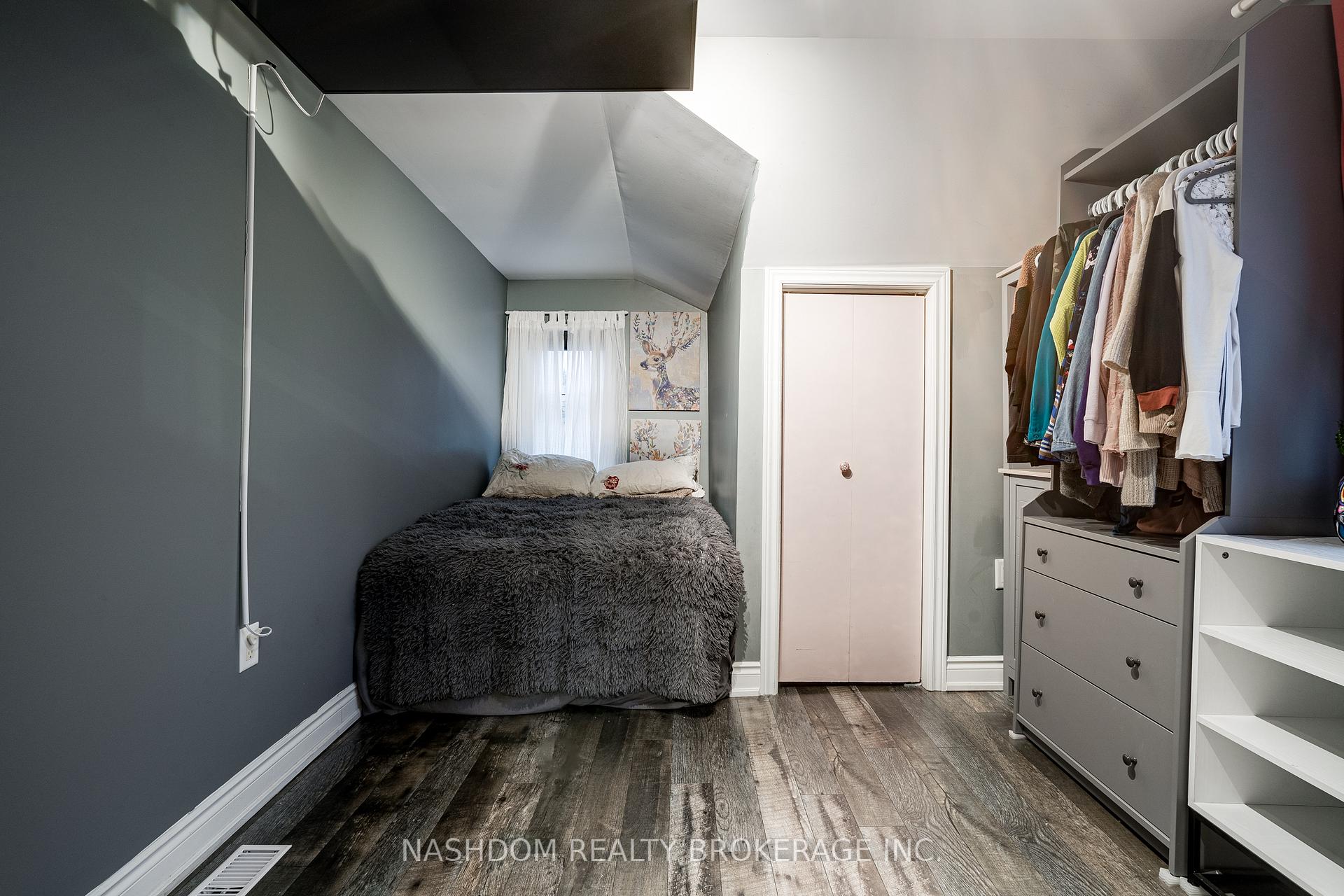 Photo 21 of 157 East 19th Street, Hamilton, Inch Park — HOMEH