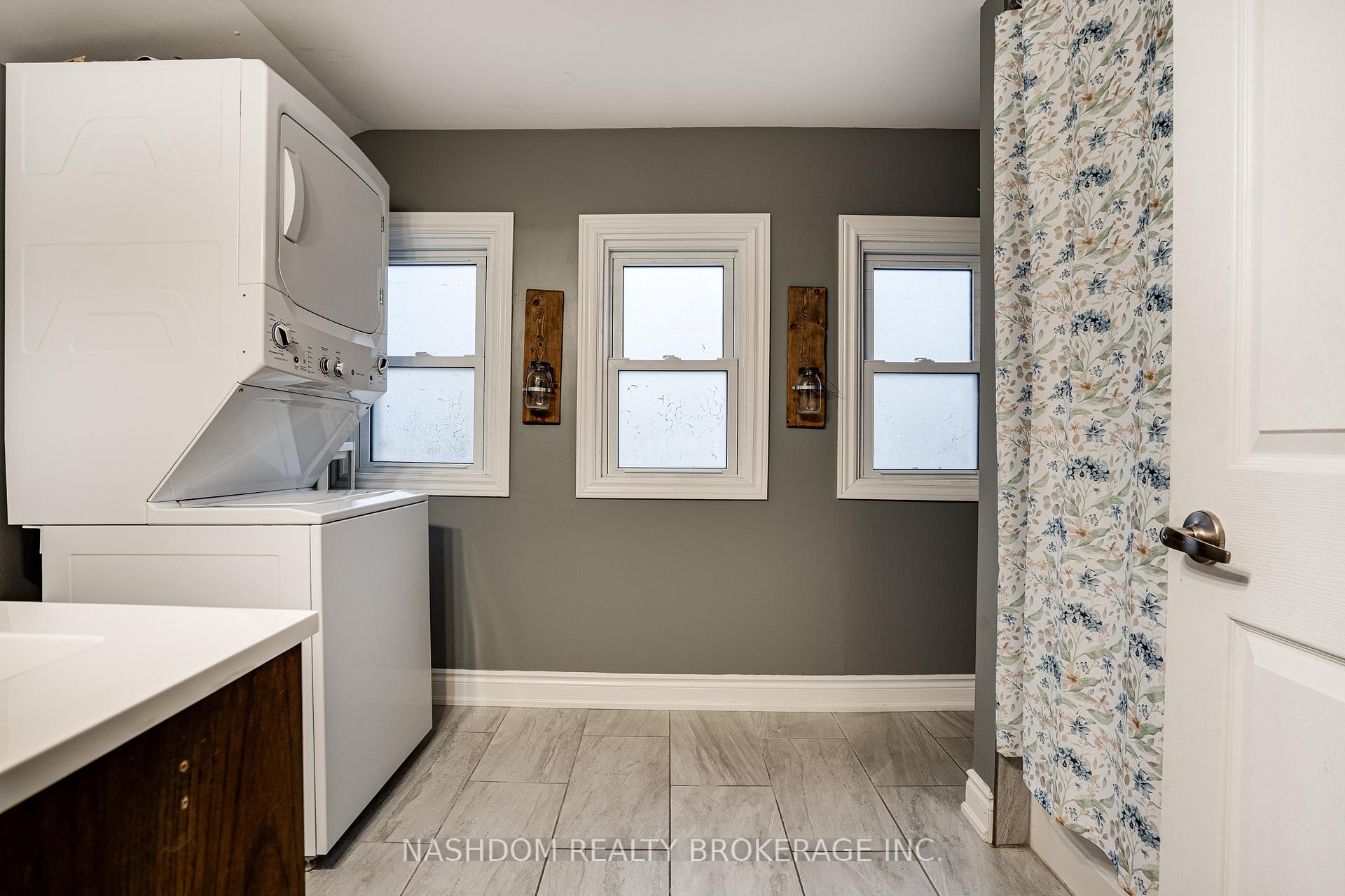 Photo 24 of 157 East 19th Street, Hamilton, Inch Park — HOMEH