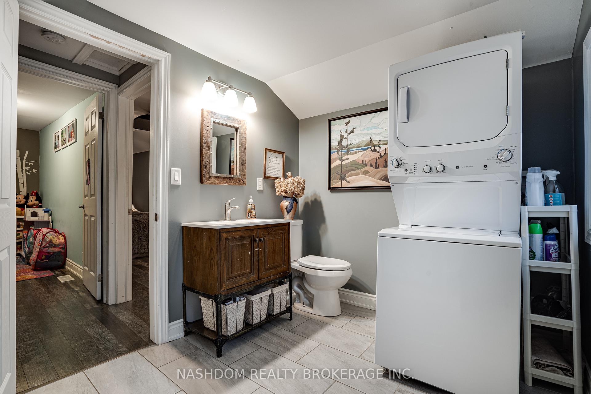 Photo 27 of 157 East 19th Street, Hamilton, Inch Park — HOMEH