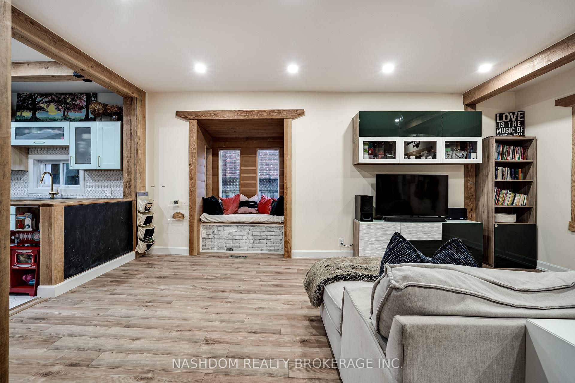 Photo 31 of 157 East 19th Street, Hamilton, Inch Park — HOMEH