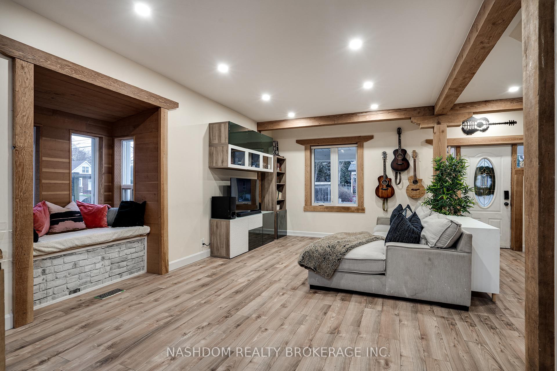 Photo 32 of 157 East 19th Street, Hamilton, Inch Park — HOMEH
