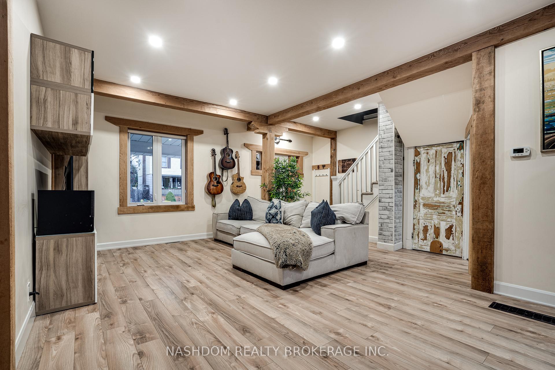 Photo 33 of 157 East 19th Street, Hamilton, Inch Park — HOMEH