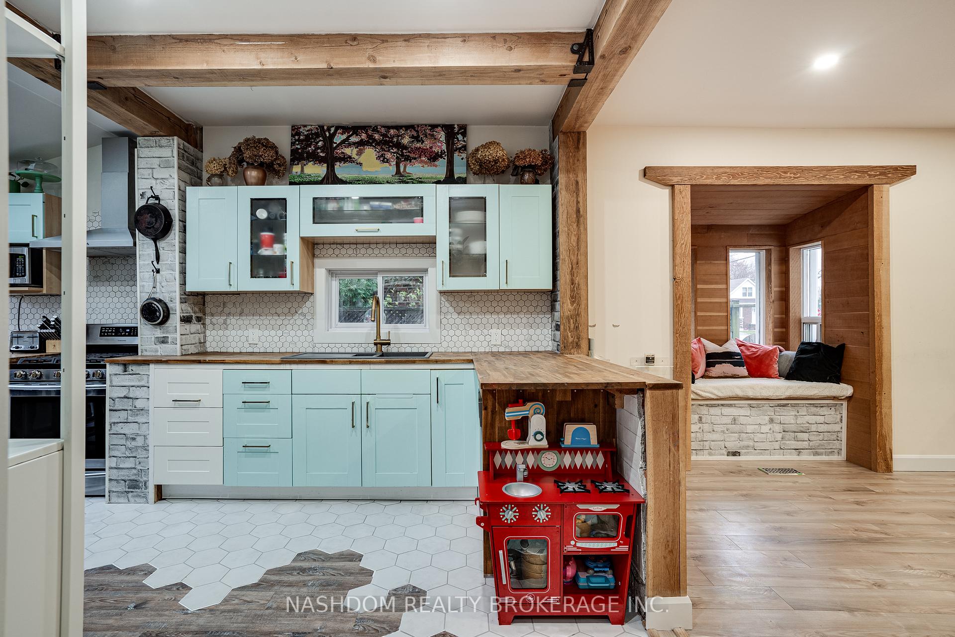 Photo 36 of 157 East 19th Street, Hamilton, Inch Park — HOMEH