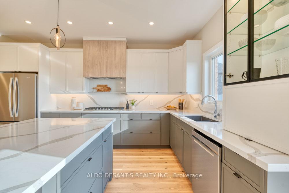 Photo 18 of 127 Rockledge Drive, Hamilton, Rural Glanbrook — HOMEH