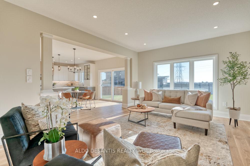 Photo 21 of 127 Rockledge Drive, Hamilton, Rural Glanbrook — HOMEH